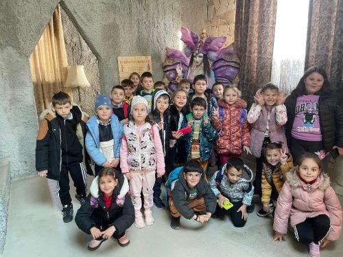 EXCURSIE-–CASTELUL-VRAJITOAREI2