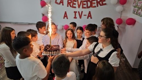 SERBAREA-DE-SF-AN-SCOLAR5